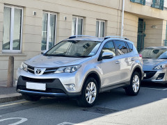 Rav4 2-2 4WD 'Invincible'