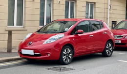 Leaf 'Tekna' Electric Automatic
