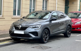 Arkana 1.6 E-Tech 145 'RS-Line' Hybrid Automatic
